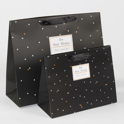Jinghuisi create JH0829 romantic paper bag simple Korean version of the art small fresh handbag birthday exquisite gift bag kraft paper gift bag black dot dot extra large
Jinghuisi create JH0829 romantic paper bag simple Korean version of the art small fresh handbag birthday exquisite gift bag kraft paper gift bag black dot dot extra large