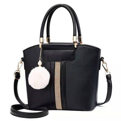 2019 summer new one-shoulder handbags elegant European&American fashion casual womens handbags handbags
2019 summer new one-shoulder handbags elegant European&American fashion casual womens handbags handbags