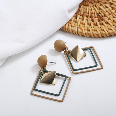 Fashion Jewelry Temperament Long Matte Pendant Earrings Korean Wild Sequins Geometric Earring Female Elegant Statement Earrings
Fashion Jewelry Temperament Long Matte Pendant Earrings Korean Wild Sequins Geometric Earring Female Elegant Statement Earrings