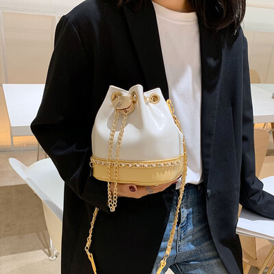 Senior sense of foreign small bag female 2019 new fashion pop bucket bag texture wild broadband Messenger bag tide
Senior sense of foreign small bag female 2019 new fashion pop bucket bag texture wild broadband Messenger bag tide