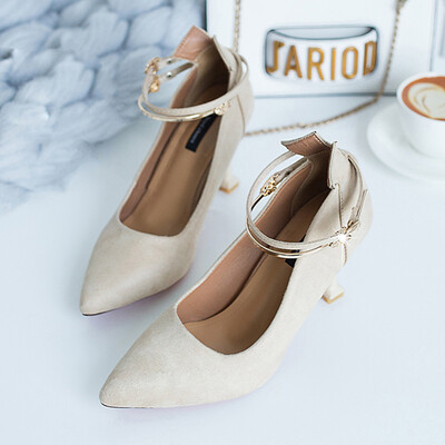Fine heeled womens shoes spring fashion one-word button heels Korean version hundred set pointy cat heel situ shoes
Fine heeled womens shoes spring fashion one-word button heels Korean version hundred set pointy cat heel situ shoes