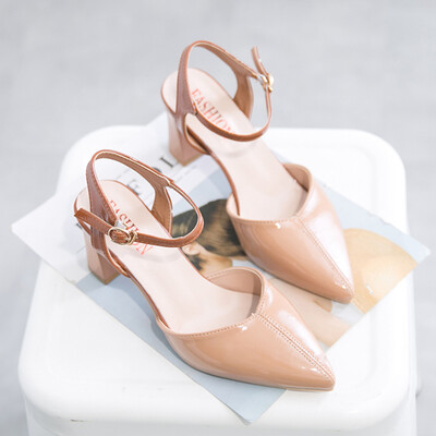 Womens shoes spring pointed shallow mouth high heeled womens single shoes fashion one word buckle professional work shoes
Womens shoes spring pointed shallow mouth high heeled womens single shoes fashion one word buckle professional work shoes