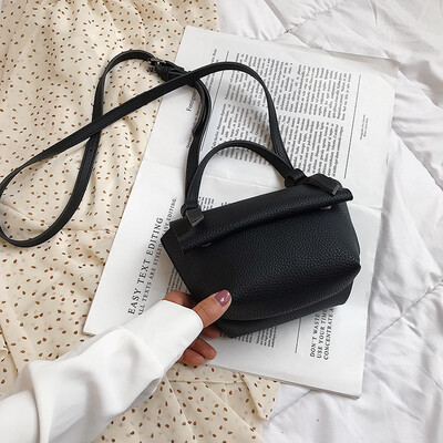 Qiao Bani 2019 new Korean chic retro style simple lychee pattern wild shoulder bag diagonal cross female bag
Qiao Bani 2019 new Korean chic retro style simple lychee pattern wild shoulder bag diagonal cross female bag