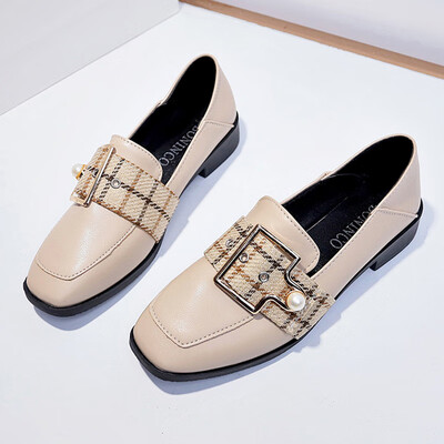 Rugged-heeled single-shoe woman with small leather shoes in early spring Checker English Rugged-heeled Rover shoe woman 
Rugged-heeled single-shoe woman with small leather shoes in early spring Checker English Rugged-heeled Rover shoe woman