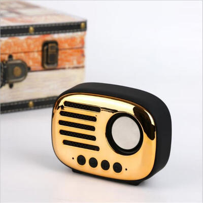 A4 Retro Style Mini Wireless Bluetooth Speaker FM Radio Audio Portable Outdoor Speaker
A4 Retro Style Mini Wireless Bluetooth Speaker FM Radio Audio Portable Outdoor Speaker