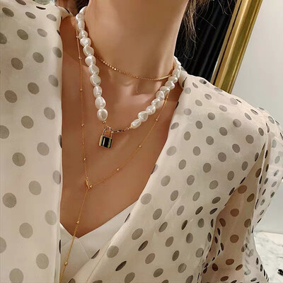 Gold Color Queen Coin Pendant Necklace for Women Imitation Pearls Cross Choker Necklace Short Interlocking 2019 Fashion Jewelry
Gold Color Queen Coin Pendant Necklace for Women Imitation Pearls Cross Choker Necklace Short Interlocking 2019 Fashion Jewelry
