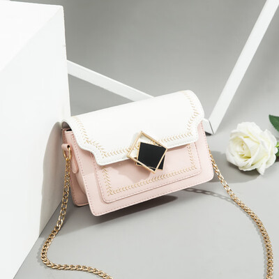 New Coloured Chain Girls in Summer 2019 Korean Version Baitie Single Shoulder Slant Fashion Texture Square Bag
New Coloured Chain Girls in Summer 2019 Korean Version Baitie Single Shoulder Slant Fashion Texture Square Bag