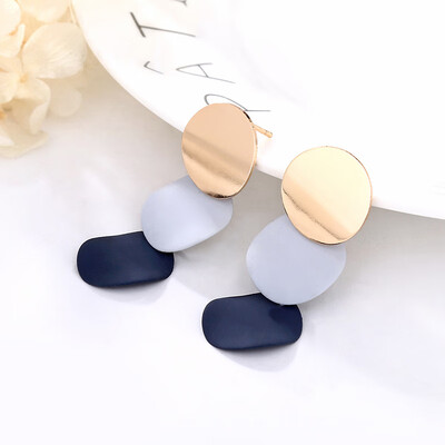 Minimalist Big Round Drop Earrings for Women Geometric Metal Paint Circle Dangle Earrings Trendy Party Jewelry Wholesale
Minimalist Big Round Drop Earrings for Women Geometric Metal Paint Circle Dangle Earrings Trendy Party Jewelry Wholesale