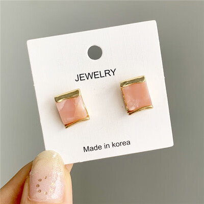 Earrings 2018 new brand design hollow flower earrings generous minimalist variety of Korean earrings for women
Earrings 2018 new brand design hollow flower earrings generous minimalist variety of Korean earrings for women