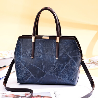 2019 handbags summer new European&American fashion handbag PU leather big bag shoulder Messenger bag
2019 handbags summer new European&American fashion handbag PU leather big bag shoulder Messenger bag