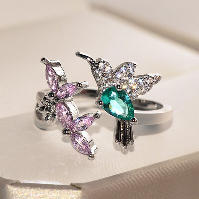Dazzling Emerald Silver Adjustable Hummingbird Finger Rings For Bride Engagement Wedding Anniversary Gift
Dazzling Emerald Silver Adjustable Hummingbird Finger Rings For Bride Engagement Wedding Anniversary Gift