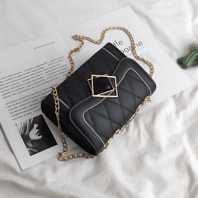 2019 new wave Korean version of the temperament wild rhombic chain bag female fashion simple atmosphere solid color shoulder Messenger bag
2019 new wave Korean version of the temperament wild rhombic chain bag female fashion simple atmosphere solid color shoulder Messenger bag
