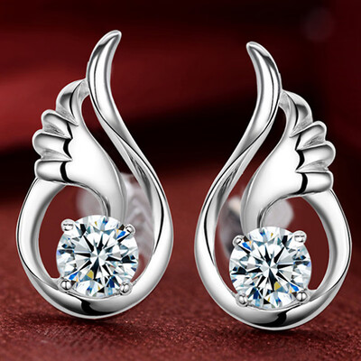 New Fashion Dainty Small Flower Heart Wing Bow Crown Zircon Simulated Pearl Star Stud Earrings for Women Tiny Jewelry
New Fashion Dainty Small Flower Heart Wing Bow Crown Zircon Simulated Pearl Star Stud Earrings for Women Tiny Jewelry