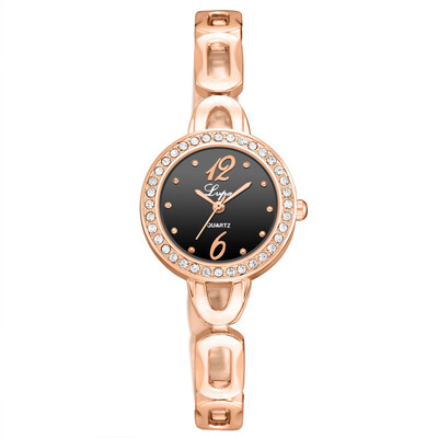 Luxury Womens Watches Roman Numerals Scale Disc Ladies Quartz Wristwatch Rose Gold Alloy Strap Clock Lvpai Zegarki Damskie
Luxury Womens Watches Roman Numerals Scale Disc Ladies Quartz Wristwatch Rose Gold Alloy Strap Clock Lvpai Zegarki Damskie