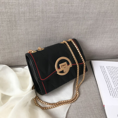 Temperament small incense wind Messenger bag female 2019 new rhombic chain shoulder bag chic girl wild embroidery thread square bag
Temperament small incense wind Messenger bag female 2019 new rhombic chain shoulder bag chic girl wild embroidery thread square bag