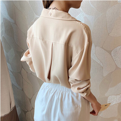 Autumn New Solid Color Pockets Decoration Blouse Simple Casual Lapel Long Sleeve Women Chiffon Shirt
Autumn New Solid Color Pockets Decoration Blouse Simple Casual Lapel Long Sleeve Women Chiffon Shirt