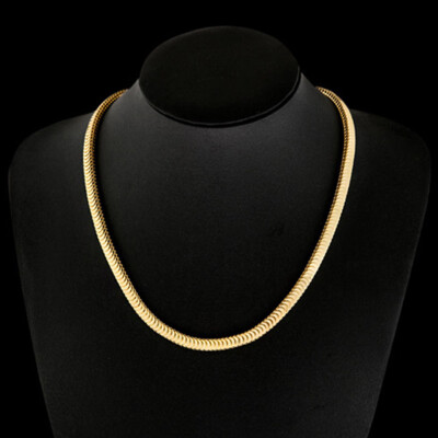 Collare Trendy Men Snake Chain Black Gold Color Necklace Men Link Chain Jewelry Party Gift
Collare Trendy Men Snake Chain Black Gold Color Necklace Men Link Chain Jewelry Party Gift
