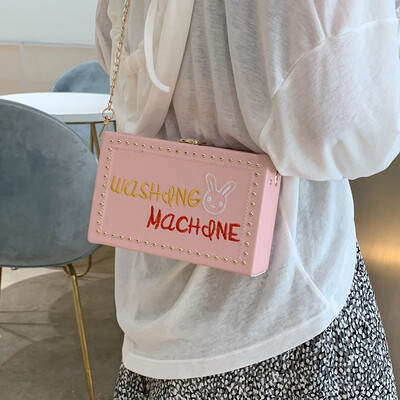 Bag female 2019 autumn Korean version of the network red small square bag female slung ins super fire personality mini box small square bag
Bag female 2019 autumn Korean version of the network red small square bag female slung ins super fire personality mini box small square bag