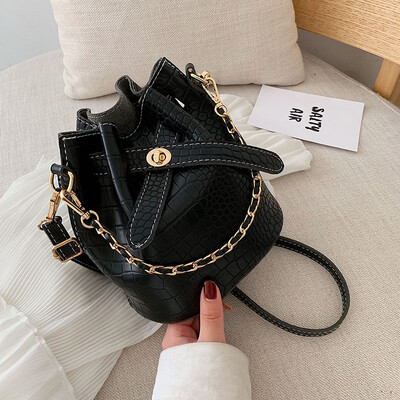 Retro small bag women 2019 new womens bag crocodile pattern bucket bag Messenger bag chain handbag tide
Retro small bag women 2019 new womens bag crocodile pattern bucket bag Messenger bag chain handbag tide