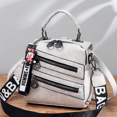 Mini shoulder bag ladies fashion mostly use soft texture Korean version Baitao slanting recreational locomotive shoulder tide
Mini shoulder bag ladies fashion mostly use soft texture Korean version Baitao slanting recreational locomotive shoulder tide
