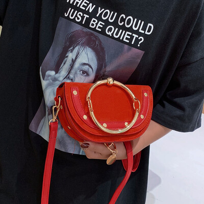 Popular female bag 2019 new wild foreign gas handbag ins fashion net red shoulder texture matte Messenger bag
Popular female bag 2019 new wild foreign gas handbag ins fashion net red shoulder texture matte Messenger bag