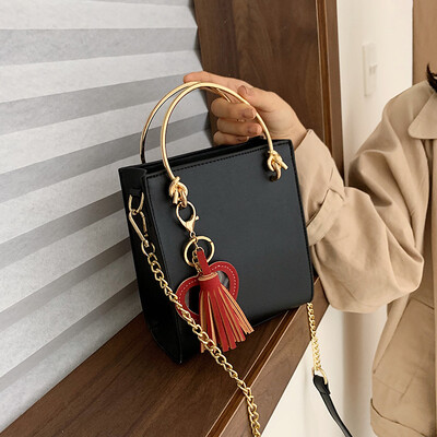 Senior sense French small bag handbag 2019 new handbag fashion shoulder bag wild ins messenger bag
Senior sense French small bag handbag 2019 new handbag fashion shoulder bag wild ins messenger bag