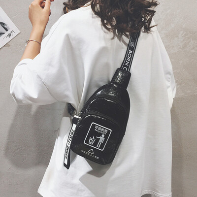 Fashion trend chest bag handbag 2019 new foreign air bag girl Messenger bag wild ins fashion shoulder bag
Fashion trend chest bag handbag 2019 new foreign air bag girl Messenger bag wild ins fashion shoulder bag