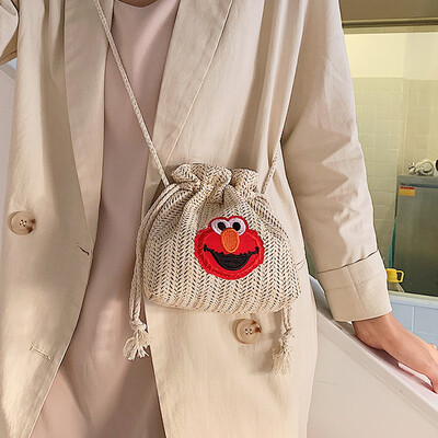Summer new straw bag female 2019 new Korean version of the wild single shoulder slung fashion mini woven bucket bag
Summer new straw bag female 2019 new Korean version of the wild single shoulder slung fashion mini woven bucket bag