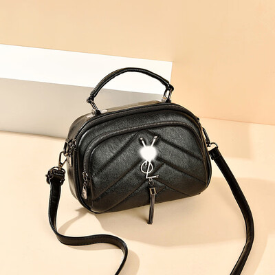 Simple small bag female 2019 spring&summer new trend Korean version of the wild Messenger bag fashion shoulder bag handbag
Simple small bag female 2019 spring&summer new trend Korean version of the wild Messenger bag fashion shoulder bag handbag