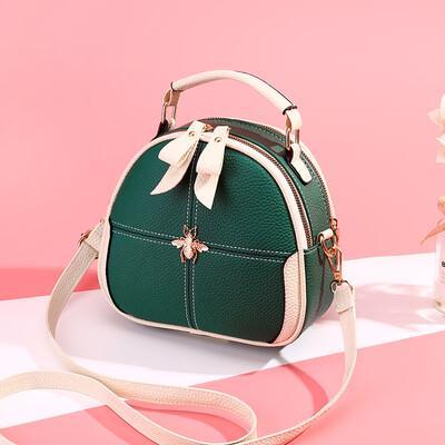 On the new wave of womens handbags Korean fashion messenger bag summer Joker shoulder bag handbag woman
On the new wave of womens handbags Korean fashion messenger bag summer Joker shoulder bag handbag woman