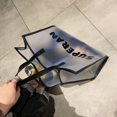 Advanced sense bag female new 2019 large capacity shoulder bag foreign simple jelly transparent bag fashion shopping bag
Advanced sense bag female new 2019 large capacity shoulder bag foreign simple jelly transparent bag fashion shopping bag