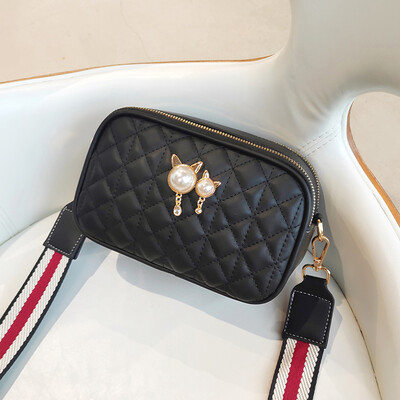 The new fashionable style of the young&refreshing woman in summer the ladys bag with one shoulder&inclined shoulder and
The new fashionable style of the young&refreshing woman in summer the ladys bag with one shoulder&inclined shoulder and
