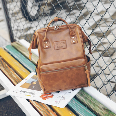 Shoulder bag female university student campus BF wind forest department schoolbag ins harbor wind PU skin ancient feeling young gi
Shoulder bag female university student campus BF wind forest department schoolbag ins harbor wind PU skin ancient feeling young gi