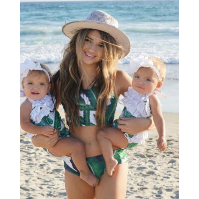 Fashion Family Women Mum Baby Girl Palm Leaves Swimwear Swimsuit Bikini Set Bathing Suit
Fashion Family Women Mum Baby Girl Palm Leaves Swimwear Swimsuit Bikini Set Bathing Suit