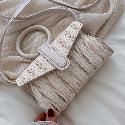Summer women 2019 new French niche Korean Joker shoulder Messenger bag portable small square bag
Summer women 2019 new French niche Korean Joker shoulder Messenger bag portable small square bag