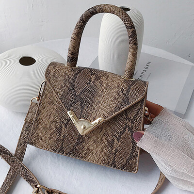 Gobestart Women Retro Serpentine Crossbody Bags Messenger Bag Shoulder Bag Handle Bags
Gobestart Women Retro Serpentine Crossbody Bags Messenger Bag Shoulder Bag Handle Bags