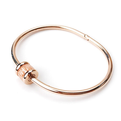 Titanium steel bracelet female Korean version does not fade small fresh bracelet simple student wild Sen girlfriends girl heart br
Titanium steel bracelet female Korean version does not fade small fresh bracelet simple student wild Sen girlfriends girl heart br
