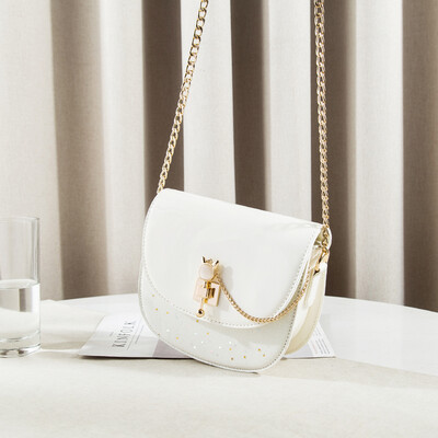 Summer saddle lady bag chaos Korean version fashion Mini slanting bag chain single shoulder bags
Summer saddle lady bag chaos Korean version fashion Mini slanting bag chain single shoulder bags