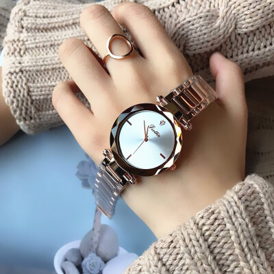 Luxury ladies steel band watches fashion atmosphere simple temperament student quartz watches women 2017
Luxury ladies steel band watches fashion atmosphere simple temperament student quartz watches women 2017