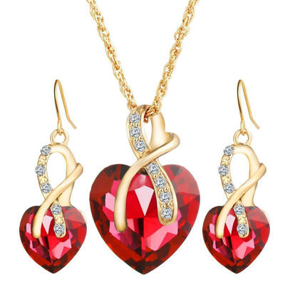Women Fashion Heart Shape Gold Plated Jewelry Set Necklace Earring 
Women Fashion Heart Shape Gold Plated Jewelry Set Necklace Earring