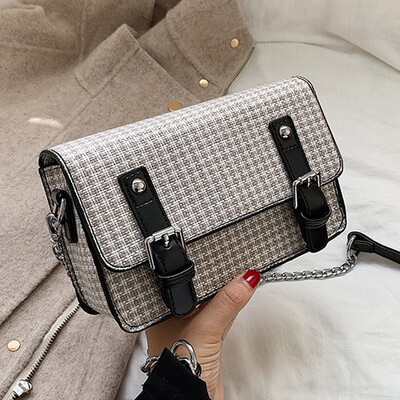 Hong Kong style retro small square bag 2019 autumn new Korean version of womens bag original Sufeng 100 shoulder oblique satchel
Hong Kong style retro small square bag 2019 autumn new Korean version of womens bag original Sufeng 100 shoulder oblique satchel