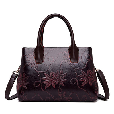 New pattern Europe&America fashion Maam Single shoulder Slanting High-capacity Decorative pattern Handbag
New pattern Europe&America fashion Maam Single shoulder Slanting High-capacity Decorative pattern Handbag