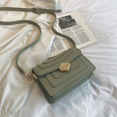 Korean version 100 lap bag ins small fresh small square bag new 2019 fashion womens bag single shoulder oblique satchel bag
Korean version 100 lap bag ins small fresh small square bag new 2019 fashion womens bag single shoulder oblique satchel bag