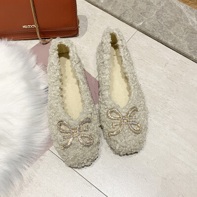 Shoes women super fire shoes women fall Korean version of flat-bottomed square lazy bean shoes tide
Shoes women super fire shoes women fall Korean version of flat-bottomed square lazy bean shoes tide