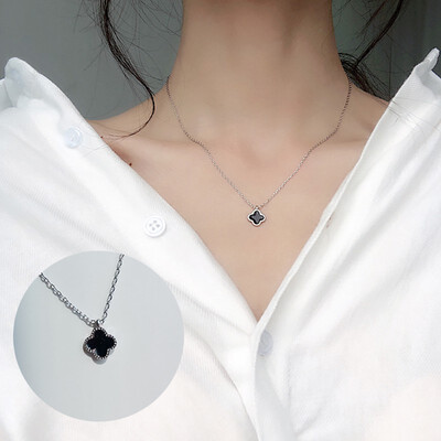 Woman Beautyful Necklace Geometric Four Leaf Clo-ver Heart Shape Crystal Pendant Necklace Jewelry
Woman Beautyful Necklace Geometric Four Leaf Clo-ver Heart Shape Crystal Pendant Necklace Jewelry