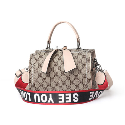 Womens bag summer 2019 new tide bag female pillow bag fashion atmosphere womens bag slung shoulder
Womens bag summer 2019 new tide bag female pillow bag fashion atmosphere womens bag slung shoulder
