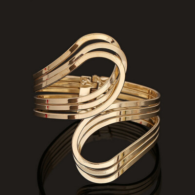 New Europenan & American Fashion Gold Color Cuff Bracelets Bangles for Women Armband Wide Big Steampunk Open Bangle Pulseira
New Europenan & American Fashion Gold Color Cuff Bracelets Bangles for Women Armband Wide Big Steampunk Open Bangle Pulseira
