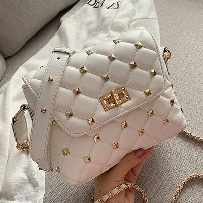 Summer fresh womens bag2019 new style fashion rivet diamond chain one-shoulder one-shoulder one-shoulder
Summer fresh womens bag2019 new style fashion rivet diamond chain one-shoulder one-shoulder one-shoulder