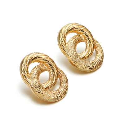 Big Vintage Earrings for women gold color Geometric statement earring 2019 earing Hanging fashion jewelry
Big Vintage Earrings for women gold color Geometric statement earring 2019 earing Hanging fashion jewelry