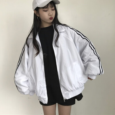 Patchwork Solid Striped Women Windbreaker zipped Long Sleeve Jacket High Neck 2019 Spring Autumn Women Athleisure Coats
Patchwork Solid Striped Women Windbreaker zipped Long Sleeve Jacket High Neck 2019 Spring Autumn Women Athleisure Coats